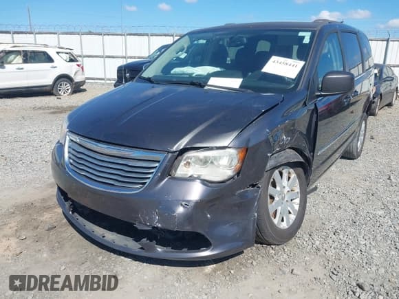 ✅ 2016 Chrysler Town & Country Touring • VIN: 2C4RC1BG8GR279888 • Лот: 43458441. Опубликован ранее на IAAI с пробегом 120 751 миль. Бесплатный доступ к архиву аукционных продаж из США и подробный отчёт об истории автомобиля на DreamBid. Изображение 6.