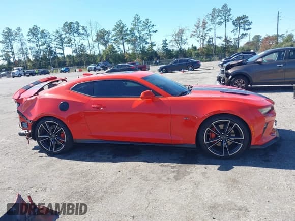 ✅ 2018 Chevrolet Camaro 2SS • VIN: 1G1FH1R71J0160147 • Лот: 43666666. Опубликован ранее на IAAI с пробегом 78 785 миль. Бесплатный доступ к архиву аукционных продаж из США и подробный отчёт об истории автомобиля на DreamBid. Изображение 13.