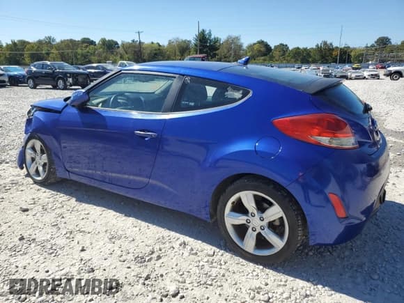 ✅ 2012 Hyundai Veloster w/Red Int • VIN: KMHTC6AD9CU039848 • Lot: 74922324. Listed on Copart with 125,887 mi. Free auction sales archive from the USA and detailed vehicle history report at DreamBid. Image 2.