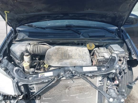 ✅ 2014 Dodge Grand Caravan SXT • VIN: 2C4RDGCG0ER388535 • Lot: 43153245. Listed on IAAI with 197,684 mi. Free auction sales archive from the USA and detailed vehicle history report at DreamBid. Image 10.