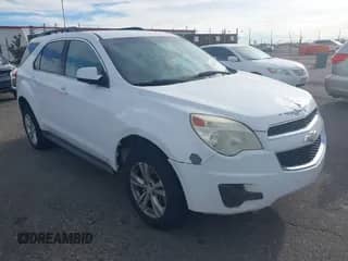 2010 Chevrolet Equinox 1LT z VIN 2CNALDEW9A6221942, wystawiony jako IAAI lot #43227538 z przebiegiem 235 828 mil mil oraz . Historia ofert i sprzedaży dostępna na DreamBid. Obrazek 1.
