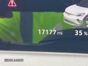 ✅ 2023 Volkswagen ID.4 Pro S • VIN: 1V2GNPE80PC006590 • Lot: 42178241. Wystawiony na IAAI z przebiegiem 17 177 mil. Bezpłatny archiwum sprzedaży aukcyjnych z USA i szczegółowy raport historii pojazdu na DreamBid. Zdjęcie 16.