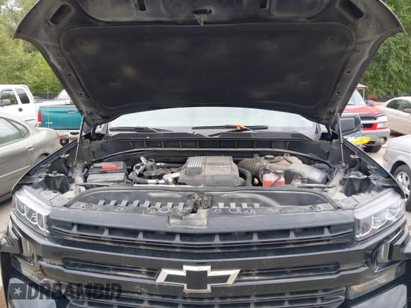 ✅ 2020 Chevrolet Silverado 1500 RST • VIN: 3GCUYEET3LG247636 • Lot: 43066624. Listed on IAAI with 146,969 mi. Free auction sales archive from the USA and detailed vehicle history report at DreamBid. Image 10.