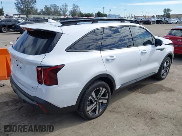 ✅ 2024 Kia Sorento X-Line SX Prestige • VIN: 5XYRKDJF5RG267377 • Lot: 41613802. Wystawiony na IAAI z przebiegiem 4 177 mil. Bezpłatny archiwum sprzedaży aukcyjnych z USA i szczegółowy raport historii pojazdu na DreamBid. Zdjęcie 4.