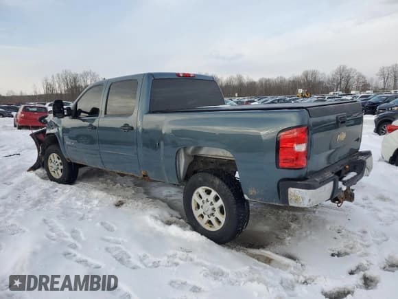 ✅ 2012 Chevrolet Silverado 2500HD LT • VIN: 1GC1KXCG7CF140192 • Lot: 46945975. Wystawiony na Copart z przebiegiem 133 730 mil. Bezpłatny archiwum sprzedaży aukcyjnych z USA i szczegółowy raport historii pojazdu na DreamBid. Zdjęcie 2.