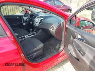 ✅ 2016 Chevrolet Cruze LS • VIN: 1G1BC5SM1G7242822 • Lot: 43324836. Listed on IAAI with 153,041 mi. Free auction sales archive from the USA and detailed vehicle history report at DreamBid. Image 5.