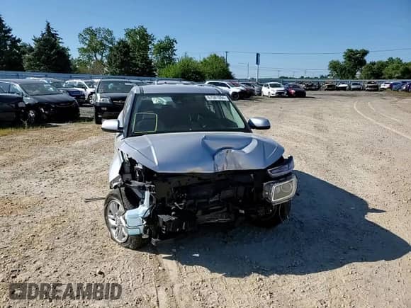 2021 Hyundai Venue SE with VIN KMHRB8A34MU075674, listed as a Copart auction lot 67591094 with 45,116 mi miles and Salvage title. Bid and sale history available at DreamBid. Image 12.