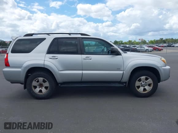✅ 2007 Toyota 4Runner SR5 • VIN: JTEZU14R778091799 • Lot: 43393804. Wystawiony na IAAI z przebiegiem 255 886 mil. Bezpłatny archiwum sprzedaży aukcyjnych z USA i szczegółowy raport historii pojazdu na DreamBid. Zdjęcie 13.