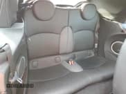 ✅ 2010 MINI Convertible S • VIN: WMWMS3C57ATY08895 • Lot: 41870075. Wystawiony na Copart z przebiegiem 101 573 mil. Bezpłatny archiwum sprzedaży aukcyjnych z USA i szczegółowy raport historii pojazdu na DreamBid. Zdjęcie 11.