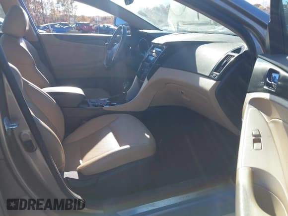 ✅ 2014 Hyundai Sonata SE • VIN: 5NPEC4AC7EH865457 • Лот: 43636635. Опубликован ранее на IAAI с пробегом 75 835 миль. Бесплатный доступ к архиву аукционных продаж из США и подробный отчёт об истории автомобиля на DreamBid. Изображение 5.