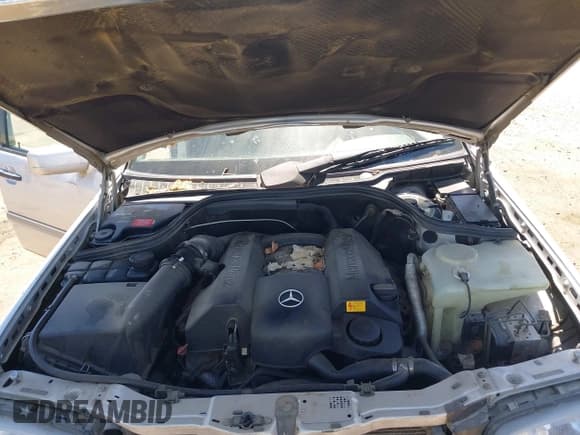 ✅ 1999 Mercedes-Benz C 230/260/280/320 • VIN: WDBHA29G2XA704389 • Lot: 42899909. Listed on IAAI with 225,873 mi. Free auction sales archive from the USA and detailed vehicle history report at DreamBid. Image 10.