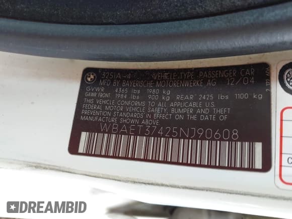 ✅ 2005 BMW 3 Series 325i • VIN: WBAET37425NJ90608 • Lot: 43778677. Wystawiony na IAAI z przebiegiem 232 244 mil. Bezpłatny archiwum sprzedaży aukcyjnych z USA i szczegółowy raport historii pojazdu na DreamBid. Zdjęcie 9.