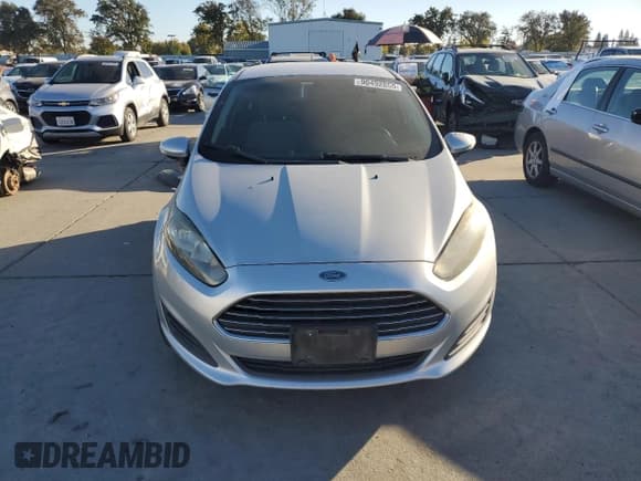 ✅ 2014 Ford Fiesta SE • VIN: 3FADP4EJ6EM123415 • Лот: 90492855. Опубликован ранее на Copart с пробегом 226 434 миль. Бесплатный доступ к архиву аукционных продаж из США и подробный отчёт об истории автомобиля на DreamBid. Изображение 5.