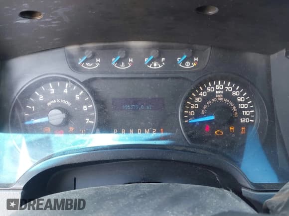 ✅ 2014 Ford F-150 XL • VIN: 1FTFX1EF2EKG35757 • Lot: 42787040. Listed on IAAI with 195,379 mi. Free auction sales archive from the USA and detailed vehicle history report at DreamBid. Image 7.