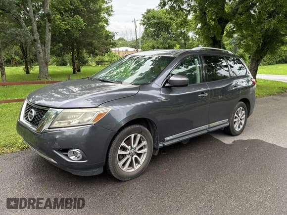 ✅ 2014 Nissan Pathfinder Platinum • VIN: 5N1AR2MNXEC665341 • Lot: 60357655. Listed on Copart with 122,195 mi. Free auction sales archive from the USA and detailed vehicle history report at DreamBid. Image 2.