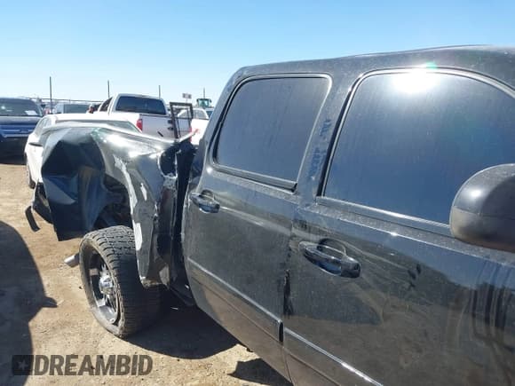 ✅ 2008 Chevrolet Silverado 1500 LTZ • VIN: 2GCEK13Y081241547 • Lot: 41724991. Listed on IAAI with 224,143 mi. Free auction sales archive from the USA and detailed vehicle history report at DreamBid. Image 6.