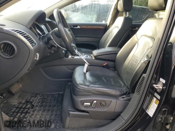 ✅ 2015 Audi Q7 Premium Plus • VIN: WA1LGBFE4FD011747 • Lot: 87055895. Listed on Copart with 86,842 mi. Free auction sales archive from the USA and detailed vehicle history report at DreamBid. Image 7.