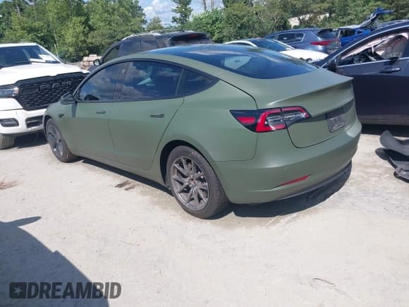 ✅ 2020 Tesla Model 3 Standard Range Plus • VIN: 5YJ3E1EA3LF784895 • Lot: 42996403. Wystawiony na IAAI z przebiegiem 73 089 mil. Bezpłatny archiwum sprzedaży aukcyjnych z USA i szczegółowy raport historii pojazdu na DreamBid. Zdjęcie 3.