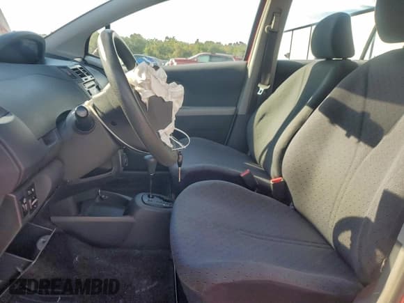 ✅ 2010 Toyota Yaris • VIN: JTDKT4K36A5321379 • Lot: 94078435. Listed on Copart with 199,122 mi. Free auction sales archive from the USA and detailed vehicle history report at DreamBid. Image 7.