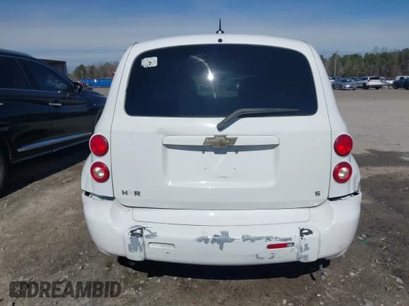 ✅ 2008 Chevrolet HHR LS • VIN: 3GNCA13DX8S708993 • Lot: 41606483. Listed on IAAI with 164,597 mi. Free auction sales archive from the USA and detailed vehicle history report at DreamBid. Image 16.