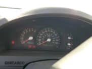 ✅ 2003 Kia Sorento LX • VIN: KNDJD733735086387 • Лот: 78009004. Опубликован ранее на Copart с пробегом 177 330 миль. Бесплатный доступ к архиву аукционных продаж из США и подробный отчёт об истории автомобиля на DreamBid. Изображение 9.