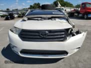 ✅ 2013 Toyota Highlander Limited • VIN: 5TDYK3EH2DS118485 • Lot: 89436585. Listed on Copart with Not provided. Free auction sales archive from the USA and detailed vehicle history report at DreamBid. Image 5.