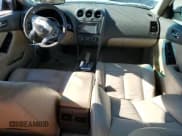 ✅ 2011 Nissan Altima S • VIN: 1N4AL2AP0BC116213 • Lot: 92538115. Wystawiony na Copart z przebiegiem Nie podano. Bezpłatny archiwum sprzedaży aukcyjnych z USA i szczegółowy raport historii pojazdu na DreamBid. Zdjęcie 8.