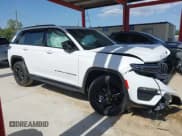 ✅ 2025 Jeep Grand Cherokee Limited • VIN: 1C4RJGBG0SC283119 • Лот: 42287401. Опубликован ранее на IAAI с пробегом 2 721 миль. Бесплатный доступ к архиву аукционных продаж из США и подробный отчёт об истории автомобиля на DreamBid. Изображение 14.