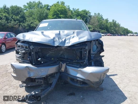 ✅ 2019 Chevrolet Silverado 1500 RST • VIN: 1GCRYEEK6KZ362131 • Lot: 42577742. Listed on IAAI with 60,156 mi. Free auction sales archive from the USA and detailed vehicle history report at DreamBid. Image 13.