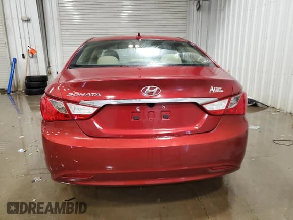 ✅ 2013 Hyundai Sonata GL • VIN: 5NPEB4AC4DH727117 • Lot: 45736265. Listed on Copart with 80,915 mi. Free auction sales archive from the USA and detailed vehicle history report at DreamBid. Image 6.