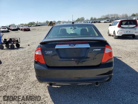 ✅ 2010 Ford Fusion SPORT • VIN: 3FAHP0KC2AR399961 • Lot: 84265245. Wystawiony na Copart z przebiegiem Nie podano. Bezpłatny archiwum sprzedaży aukcyjnych z USA i szczegółowy raport historii pojazdu na DreamBid. Zdjęcie 6.