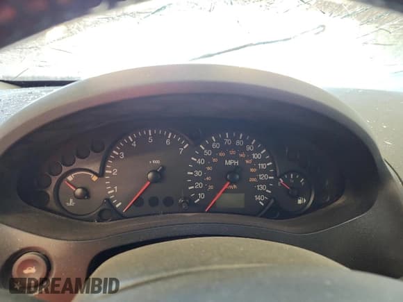 ✅ 2006 Ford Focus SE • VIN: 1FAFP36N16W234363 • Lot: 71840005. Wystawiony na Copart z przebiegiem Nie podano. Bezpłatny archiwum sprzedaży aukcyjnych z USA i szczegółowy raport historii pojazdu na DreamBid. Zdjęcie 9.