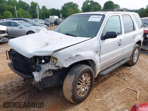 2005 Mercury Mariner Luxury z VIN 4M2YU56185DJ17484, wystawiony jako IAAI lot #42364348 z przebiegiem 199 262 mil mil oraz . Historia ofert i sprzedaży dostępna na DreamBid. Obrazek 2.