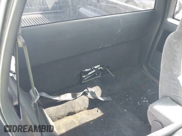 ✅ 2000 Chevrolet S-10 LS • VIN: 1GCCS1954Y8223876 • Лот: 41782118. Опубликован ранее на IAAI с пробегом 237 060 миль. Бесплатный доступ к архиву аукционных продаж из США и подробный отчёт об истории автомобиля на DreamBid. Изображение 8.