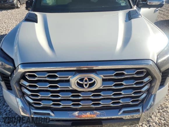 ✅ 2023 Toyota Tundra 1794 Edition • VIN: 5TFMC5DB6PX014651 • Лот: 80339014. Опубликован ранее на Copart с пробегом Не указан. Бесплатный доступ к архиву аукционных продаж из США и подробный отчёт об истории автомобиля на DreamBid. Изображение 12.