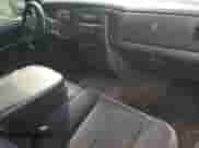 2005 Dodge 1500 ST z VIN 1D7HA16P75J581546, wystawiony jako Copart lot #76281524 z przebiegiem 223 049 mil mil oraz Czysty tytuł • Clean title. Historia ofert i sprzedaży dostępna na DreamBid. Obrazek 8.