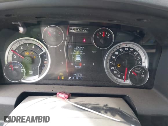 ✅ 2015 Ram 1500 Big Horn • VIN: 1C6RR7TM6FS678308 • Lot: 43463105. Wystawiony na IAAI z przebiegiem 246 232 mil. Bezpłatny archiwum sprzedaży aukcyjnych z USA i szczegółowy raport historii pojazdu na DreamBid. Zdjęcie 7.