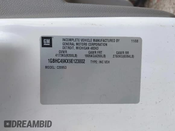 ✅ 2009 Chevrolet Silverado 2500HD • VIN: 1GBHC49KX9E123802 • Lot: 40613505. Wystawiony na IAAI z przebiegiem 159 401 mil. Bezpłatny archiwum sprzedaży aukcyjnych z USA i szczegółowy raport historii pojazdu na DreamBid. Zdjęcie 9.