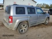 ✅ 2017 Jeep Patriot High Altitude • VIN: 1C4NJPFA7HD212085 • Lot: 82183365. Wystawiony na Copart z przebiegiem 133 485 mil. Bezpłatny archiwum sprzedaży aukcyjnych z USA i szczegółowy raport historii pojazdu na DreamBid. Zdjęcie 3.