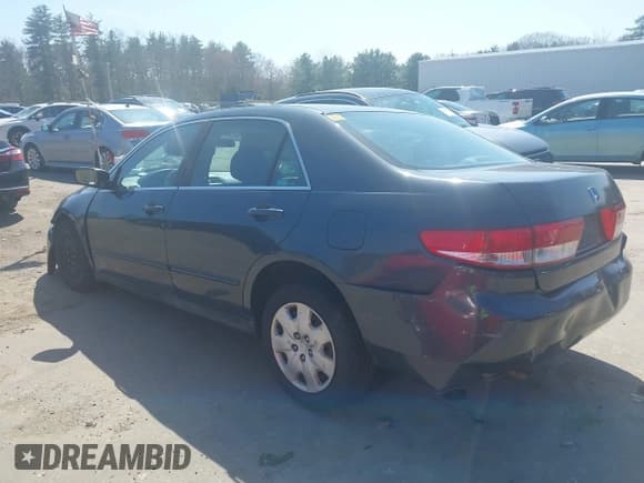 ✅ 2003 Honda Accord LX • VIN: 1HGCM66373A103129 • Lot: 42112843. Listed on IAAI with 251,473 mi. Free auction sales archive from the USA and detailed vehicle history report at DreamBid. Image 3.