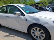 ✅ 2011 Lincoln MKZ • VIN: 3LNHL2GC3BR760511 • Lot: 43017002. Listed on IAAI with 132,637 mi. Free auction sales archive from the USA and detailed vehicle history report at DreamBid. Image 6.
