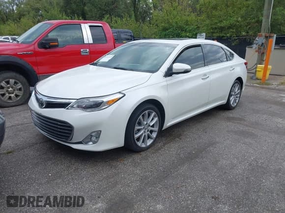 ✅ 2014 Toyota Avalon XLE Touring • VIN: 4T1BK1EB4EU093944 • Lot: 43264449. Listed on IAAI with 72,846 mi. Free auction sales archive from the USA and detailed vehicle history report at DreamBid. Image 17.