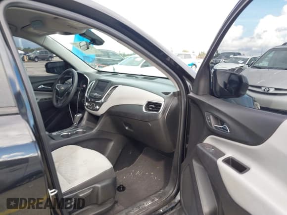 ✅ 2020 Chevrolet Equinox LS • VIN: 2GNAX5EV9L6243472 • Лот: 43813028. Опубликован ранее на IAAI с пробегом 72 319 миль. Бесплатный доступ к архиву аукционных продаж из США и подробный отчёт об истории автомобиля на DreamBid. Изображение 5.