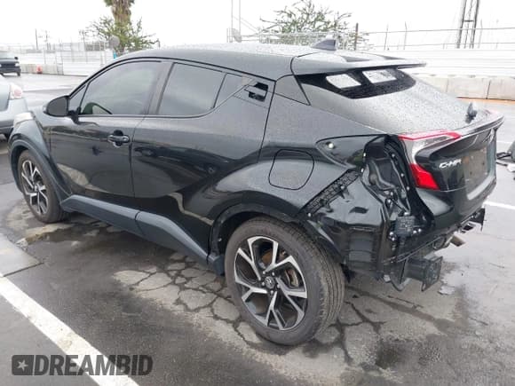 ✅ 2018 Toyota C-HR XLE Premium • VIN: JTNKHMBX1J1011373 • Lot: 43732241. Listed on IAAI with 50,256 mi. Free auction sales archive from the USA and detailed vehicle history report at DreamBid. Image 3.