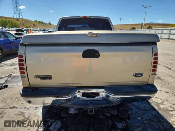 ✅ 2001 Ford F-250 XL • VIN: 1FTNX21S51EC78572 • Lot: 84765425. Listed on Copart with 149,109 mi. Free auction sales archive from the USA and detailed vehicle history report at DreamBid. Image 6.