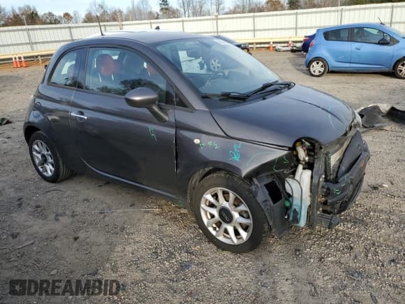 ✅ 2017 FIAT 500 Pop • VIN: 3C3CFFKR5HT548041 • Лот: 92289985. Опубликован ранее на Copart с пробегом 170 712 миль. Бесплатный доступ к архиву аукционных продаж из США и подробный отчёт об истории автомобиля на DreamBid. Изображение 4.