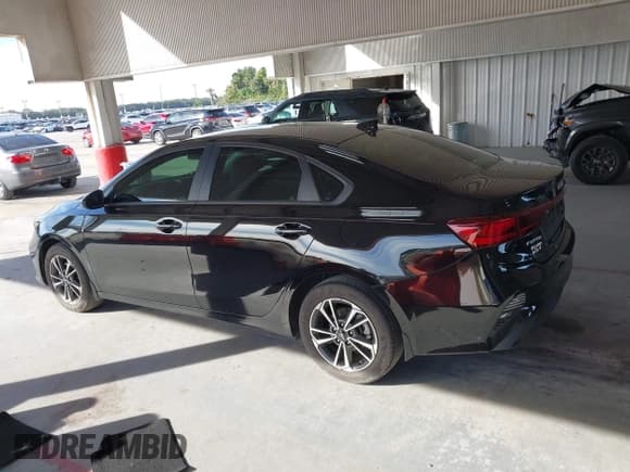 ✅ 2023 Kia Forte LXS • VIN: 3KPF24AD6PE650854 • Lot: 43671563. Listed on IAAI with 23,694 mi. Free auction sales archive from the USA and detailed vehicle history report at DreamBid. Image 15.