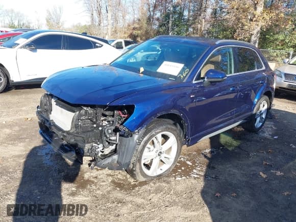 ✅ 2022 Audi Q3 S line Premium • VIN: WA1DECF36N1061709 • Lot: 40844186. Wystawiony na IAAI z przebiegiem 26 283 mil. Bezpłatny archiwum sprzedaży aukcyjnych z USA i szczegółowy raport historii pojazdu na DreamBid. Zdjęcie 18.