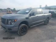 ✅ 2018 Nissan Titan Pro-4X • VIN: 1N6BA1F45JN530004 • Lot: 43327612. Wystawiony na IAAI z przebiegiem 85 529 mil. Bezpłatny archiwum sprzedaży aukcyjnych z USA i szczegółowy raport historii pojazdu na DreamBid. Zdjęcie 17.