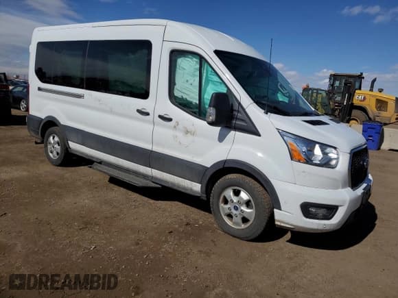 ✅ 2021 Ford Transit XL • VIN: 1FBAX2CG0MKA32417 • Lot: 46230105. Wystawiony na Copart z przebiegiem 62 649 mil. Bezpłatny archiwum sprzedaży aukcyjnych z USA i szczegółowy raport historii pojazdu na DreamBid. Zdjęcie 4.